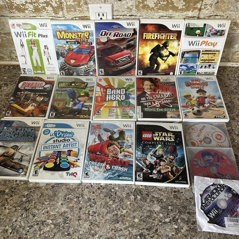 Nintendo Wii Games Bundle Lot 17 Games Band Hero Lego Star Wars Pinball Wipeout